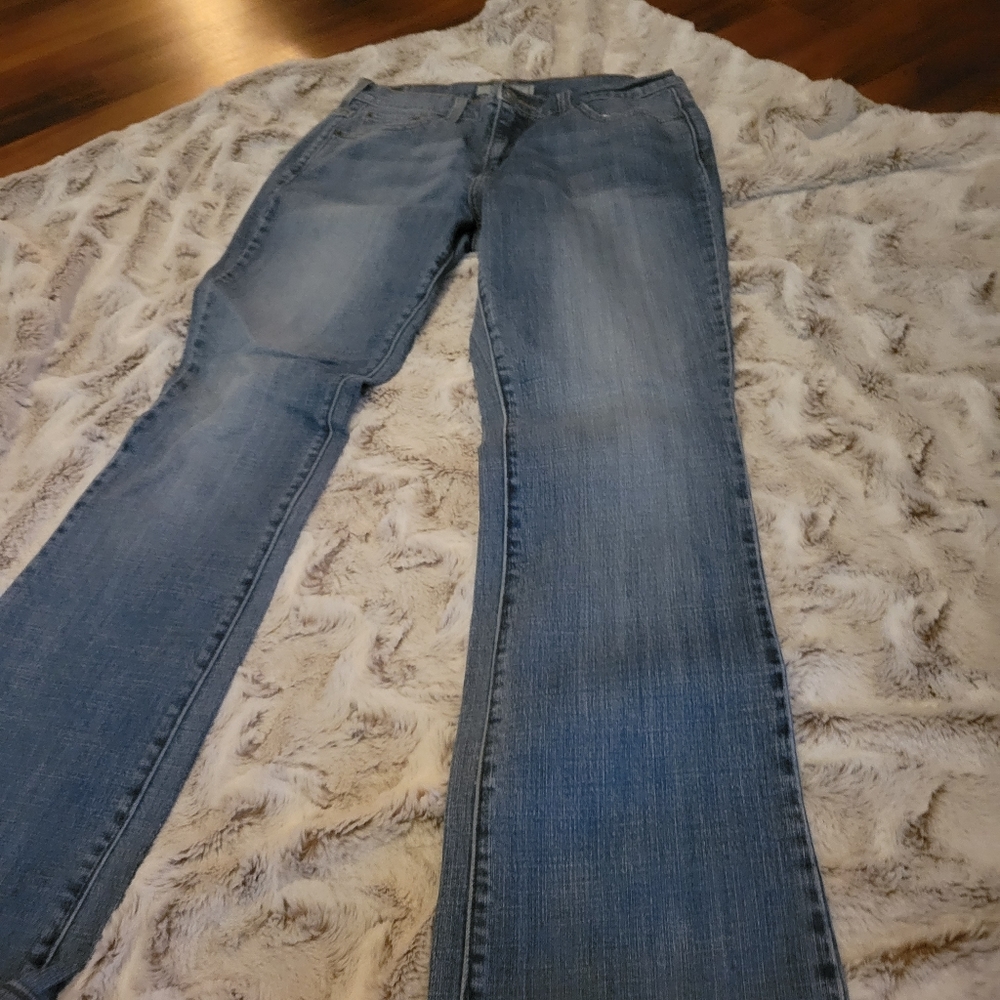 Women Levi 615